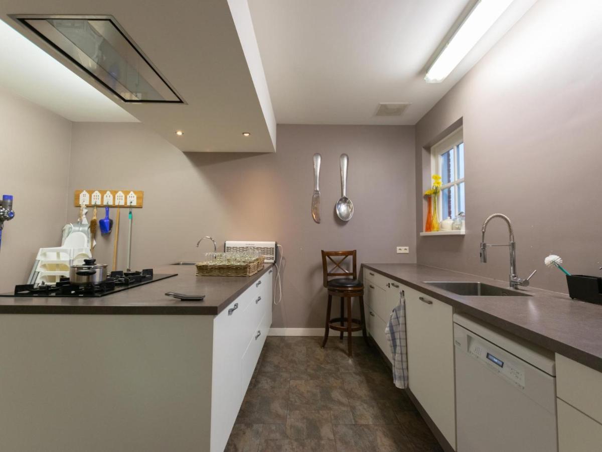 Lodge Slabroek Uden Bagian luar foto